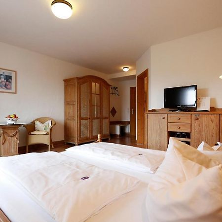 Das Landhotel Weingut Gernert Sankt Martin Buitenkant foto