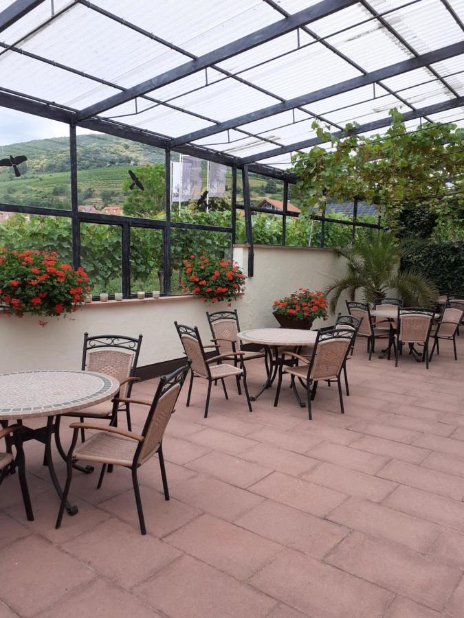 Das Landhotel Weingut Gernert Sankt Martin Buitenkant foto