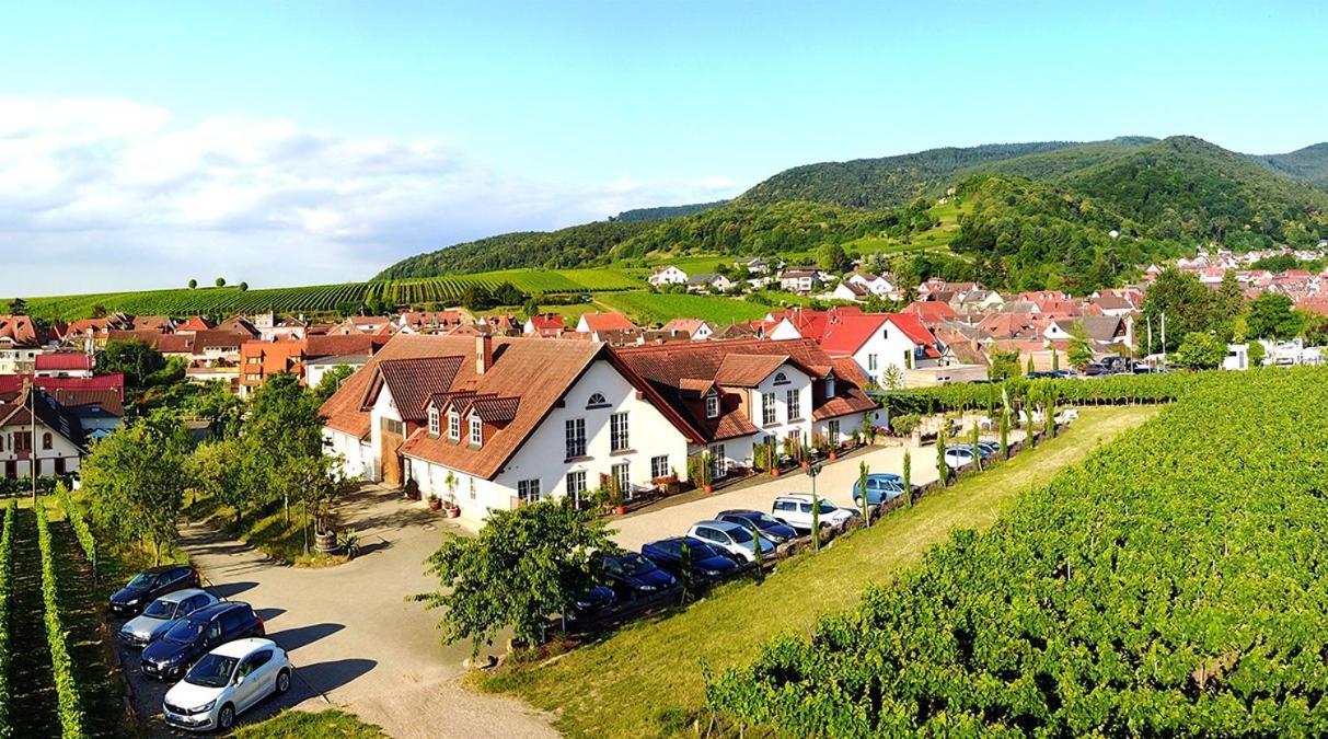 Das Landhotel Weingut Gernert Sankt Martin Buitenkant foto